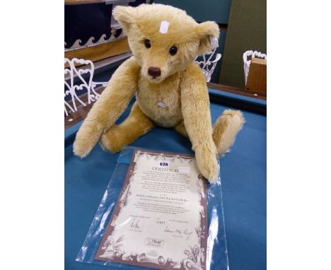 A STEIFF 1907 REPLICA LIMITED EDITION TEDDY BEAR COMPLETE WITH CERTIFICATE.