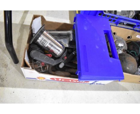 A selection of assorted mechanics and similar tools