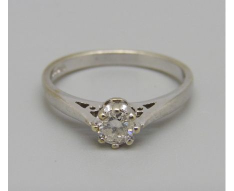 A 9ct gold and diamond solitaire ring, 0.25carats, 2.3g, N 