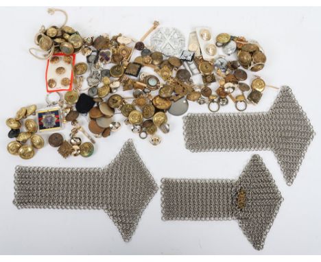 Military Badges & Buttons: Mixed British Army and Royal Navy buttons Kings and Queens crown mixed sizes, rank pips, broken ba