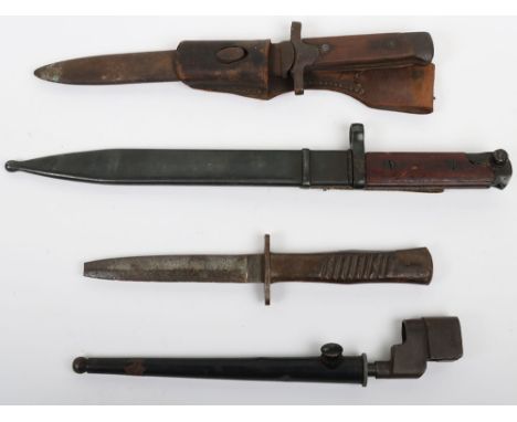 USSR SVT 40 Bayonet: Russian bayonet for SVT 40 with metal scabbard and belt loop, WW2 Italian Carcano bayonet with scabbard 