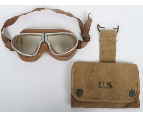 WW1 US Army Squad leaders Pouch: Canvas pouch stamped U, S, to front and inside N.R.CO 10-18 on web strap with belt clip and 