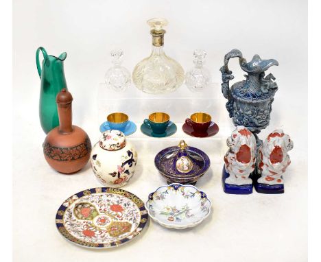 A mixed lot of ceramics including a pair of Royal Crown Derby Imari plates, a Coalport bowl, raised on three feet and decorat