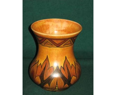 CHAMELEON WARE HANDPAINTED GLAZED CERAMIC VASE BY CLEWS & CO LTD, TUNSTALL, APPROXIMATELY 15cm 