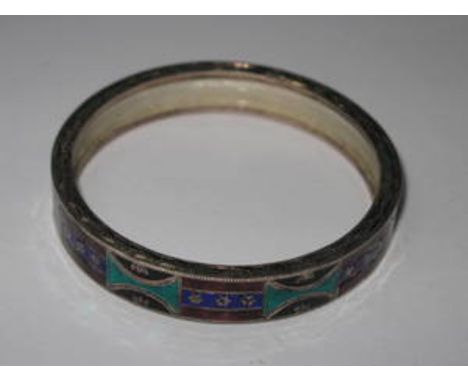 ENAMELLED SILVER COLOURED BANGLE 