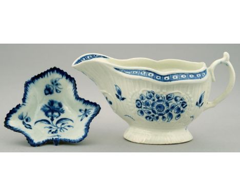 A WORCESTER BLUE AND WHITE LEAF SHAPED PICKLE DISH, C1770-85&nbsp; painted with the Gilliflower pattern, 8.5cm l, open cresce