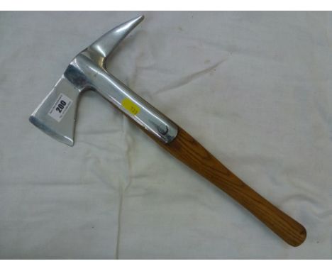 AXE