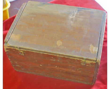 Wooden Box  (15½cm x 20cm x 29cm).  Little attention needed, but otherwise a useful item.