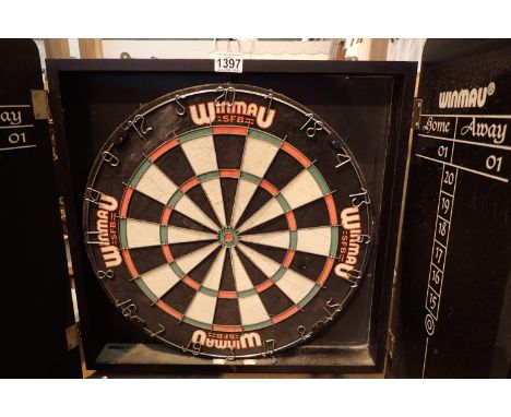 Winmau match play dartboard and surround case. Not available for in-house P&amp;P, contact Paul O'Hea at Mailboxes on 01925 6