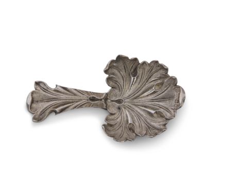 George IV fig leaf cast silver caddy spoon, Ledsom, Vale &amp; Wheeler, Birmingham 1830, length 8.5cms, weight 14.5gms