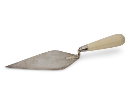 George V ceremonial trowel on uninscribed plain design, having a polished ivory handle, overall length 28cm, max width of bla