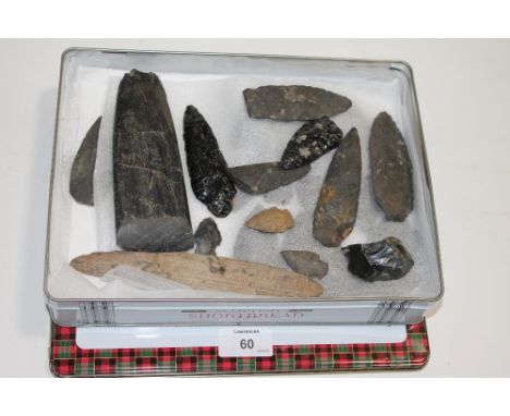 NATIVE AMERICAN ARROWHEADS etc (26) Various arrowheads, spear heads, an axe head and other stone implements. Collected from t