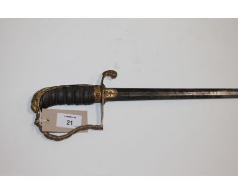 AN 1805 PATTERN ROYAL NAVY LIEUTENANTS SWORD. An 1805 Pattern Naval Lieutenants 'Lighweight' or Dress Sword. Ornate hilt with