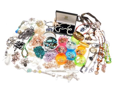Costume jewellery, including paste necklace, beads, turquoise beads, earrings, bangles, and a ring. (a quantity)