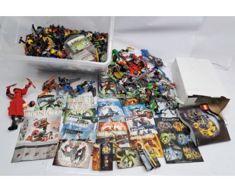 Quantity of Lego Bionicles, catalogues & loose parts with Star Wars Lego buildable figures in mixed lot. Not checked for comp