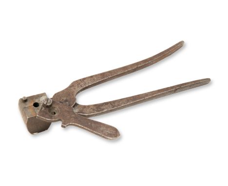 PLIERS | EUROPE, EUROPEAN | Country: Europe | Date: 1st half of the 20th century | Marking: 25 - 35, RR (arms of pliers) | Co