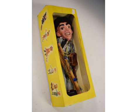 Vintage Pelham puppet - Pop Singer with guitar, first version 1964-1966, with original box   Condition: 