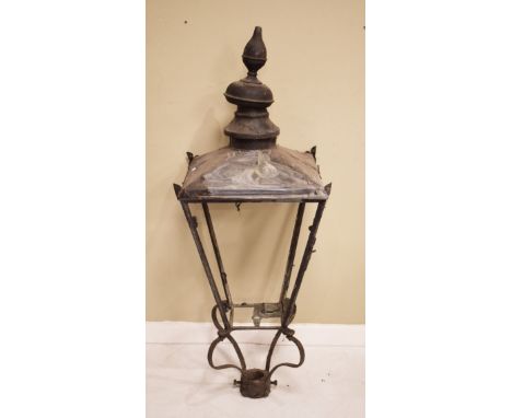 Late 19th/early 20th Century pillar top street lantern   Condition: 