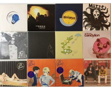 INDIE/ ALT - 7" COLLECTION. A sashing collection of around 41 7" singles. All modern 90's/ 00's releases. Artists/ titles inc