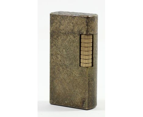 Dunhill, a vintage textured gold plated lighter, CT566 