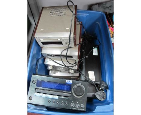 Audio - Technics Mini Disc SJ-HD501, tuner ST-HD560 amp SE-HD560, CD SL-560, Onkyo cd receivers, CR545 UKD and Cr-325 UKD, (a
