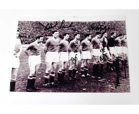 BUSBY BABES; a reproduced black and white photograph of the 1958 Manchester United team bearing signatures to include Albert 