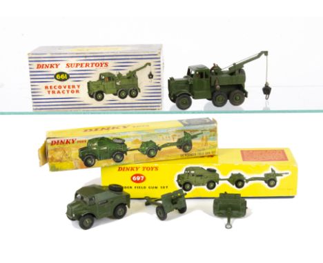 Dinky Toys 697 25 Pounder Field Gun Set, two examples, first with ridged hubs, second with plastic hubs, 661 Recovery Tractor