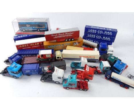 Corgi and other die cast lorries, buses and sundry vehicles, including a Van Hool Alijee, with aircon, for Shearings, boxed, 