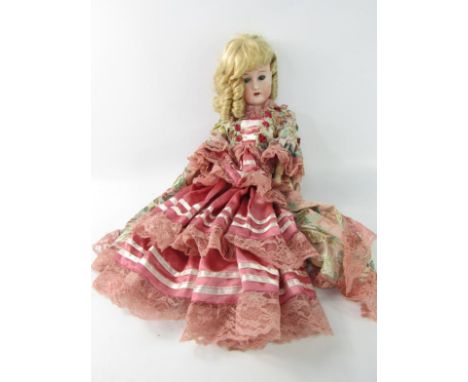 A Heubach Koppelsdoof bisque head doll, 250-2.