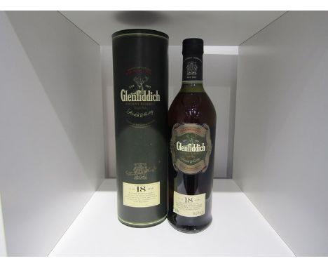 Glenfiddich Ancient Reserve 18 years Old Single Malt Scotch Whisky, 700ml in tube