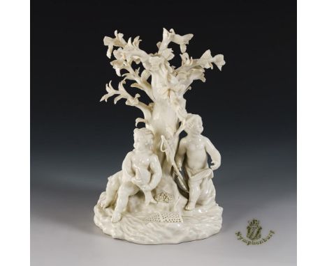 Puttengruppe. Nymphenburg. Prägemarke und grüne Stempelmarke, 1912-1975. Modell-Nr.: 726.                     BUSTELLI,      