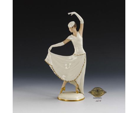 Art-déco-Tänzerin. Pirkenhammer. Gold-schwarze Marke Pirkenhammer Art of China 1803, um 1920/30. Bezeichnet. Modell-Nr.: 4172