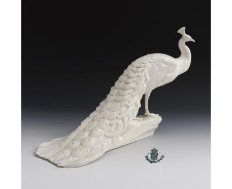 Pfauenhahn. Nymphenburg. Prägemarke und Stempelmarke, 1912-1975. Bezeichnet. Modell-Nr.: 171. Entwurf: 1906.                 