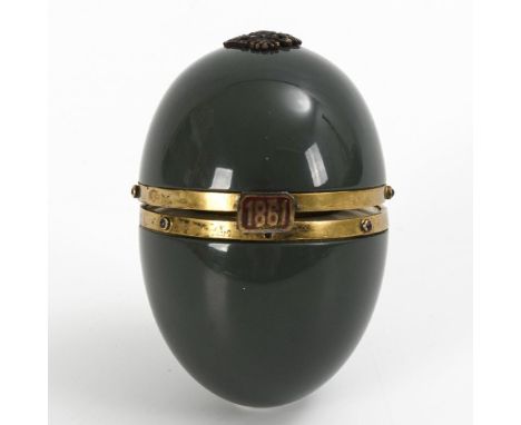 "Fabergé-Ei". Imitiertes Firmenzeichen Fabergé/kyrillisches Monogramm "KF", 84 Zolotniki (Kokoschnik nach rechts, Moskau) gep