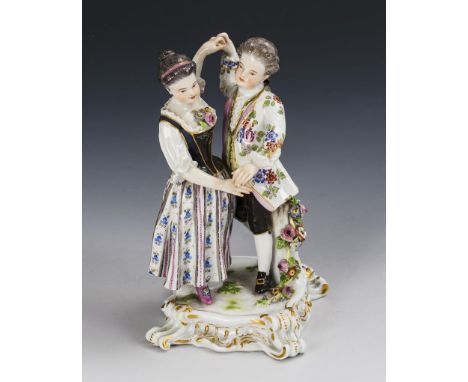 Tanzgruppe. Meissen. Knaufschwerter, ab 1901-1924, 1. Wahl. Modell-Nr.: S 174. Entwurf: 1901-1903.                     RINGLE