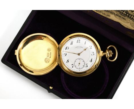             Goldene Savonnette im Original-Etui. Marke ALS / A. LANGE & SÖHNE, Glashütte. Am 03.03.1926 an die Fa. Hermann Wo