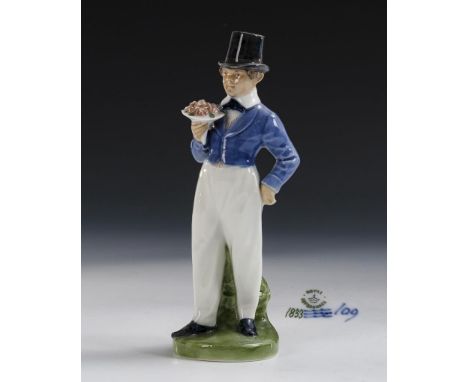 Biedermeier-Herr mit Rosenstrauß. Royal Copenhagen. Wellenmarke und Stempelmarke, 1897-1922. Monogrammiert. Modell-Nr.: 1833.