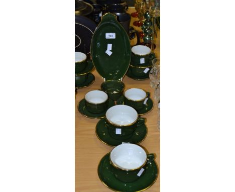 A French Apilco "Breakfast pattern" part tea service
