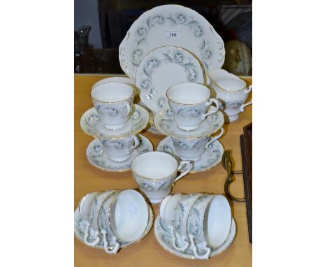 A Royal Standard Garland pattern part tea service