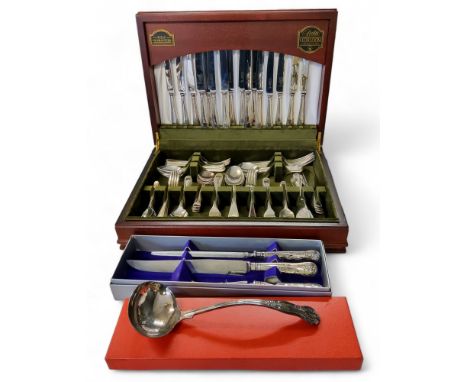 A Butler Heirloom Collection Beaded pattern dinner service, for eight, mahogany case;&nbsp; &nbsp;a thre piece Kings pattern 