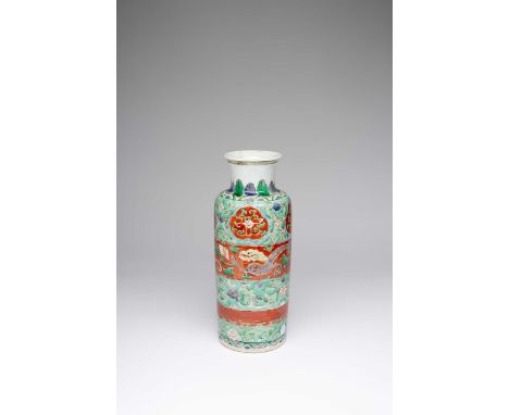 A CHINESE FAMILLE VERTE CYLINDRICAL VASEKANGXI 1662-1722The body decorated with horizontal bands of flowers, scrolls and drag