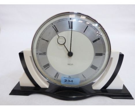 A Smiths Art Deco 30 hour mantle clock