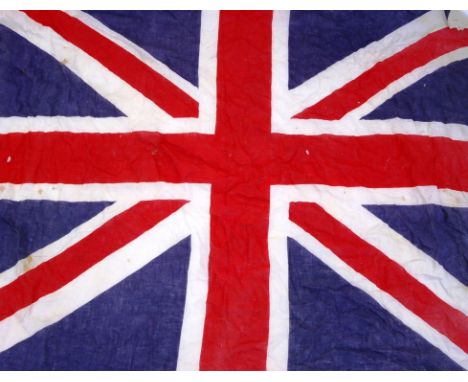 UNION FLAG; An original believed WWI First World War era union flag - 113cm x 82cm. No makers marks.