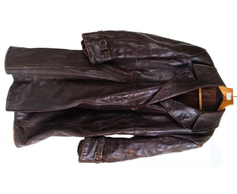 DISPATCH RIDERS COAT: A Great War WWI First World War era all leather dispatch motorcycle riders over coat. Full leather cons
