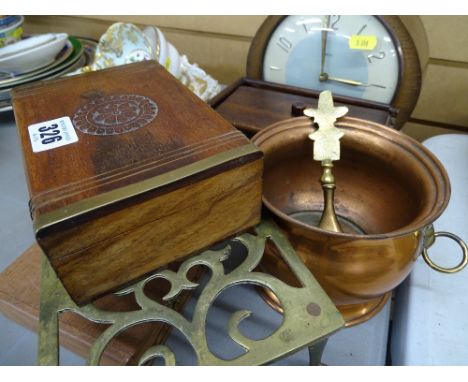 Vintage mantel clock, selection of lidded boxes, brass trivet etc