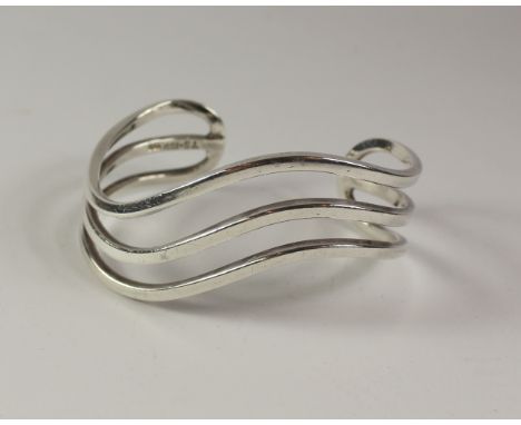 Hallmarked silver three row wavy bangle Condition Report Click here for further images, condition, auction times & delivery c
