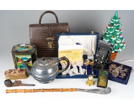 Assorted vintage Christmas baubles (boxed), Christmas Tree desk light, Christmas lights and further Christmas items together 