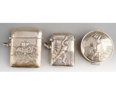 A modern silver pill box of circular form, the hinged cover embossed with a golfing scene, hallmarked to interior, diameter 4