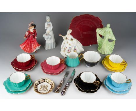Assorted ceramics to include Royal Crown Derby Imari knife and fork, a RCD silver Jubilee 1977 Imari dish together with a Roy
