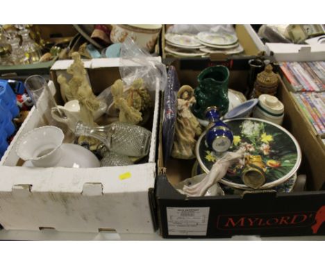 TWO TRAYS OF CERAMICS TO INCLUDE A CARLTONWARE VASE  A/F